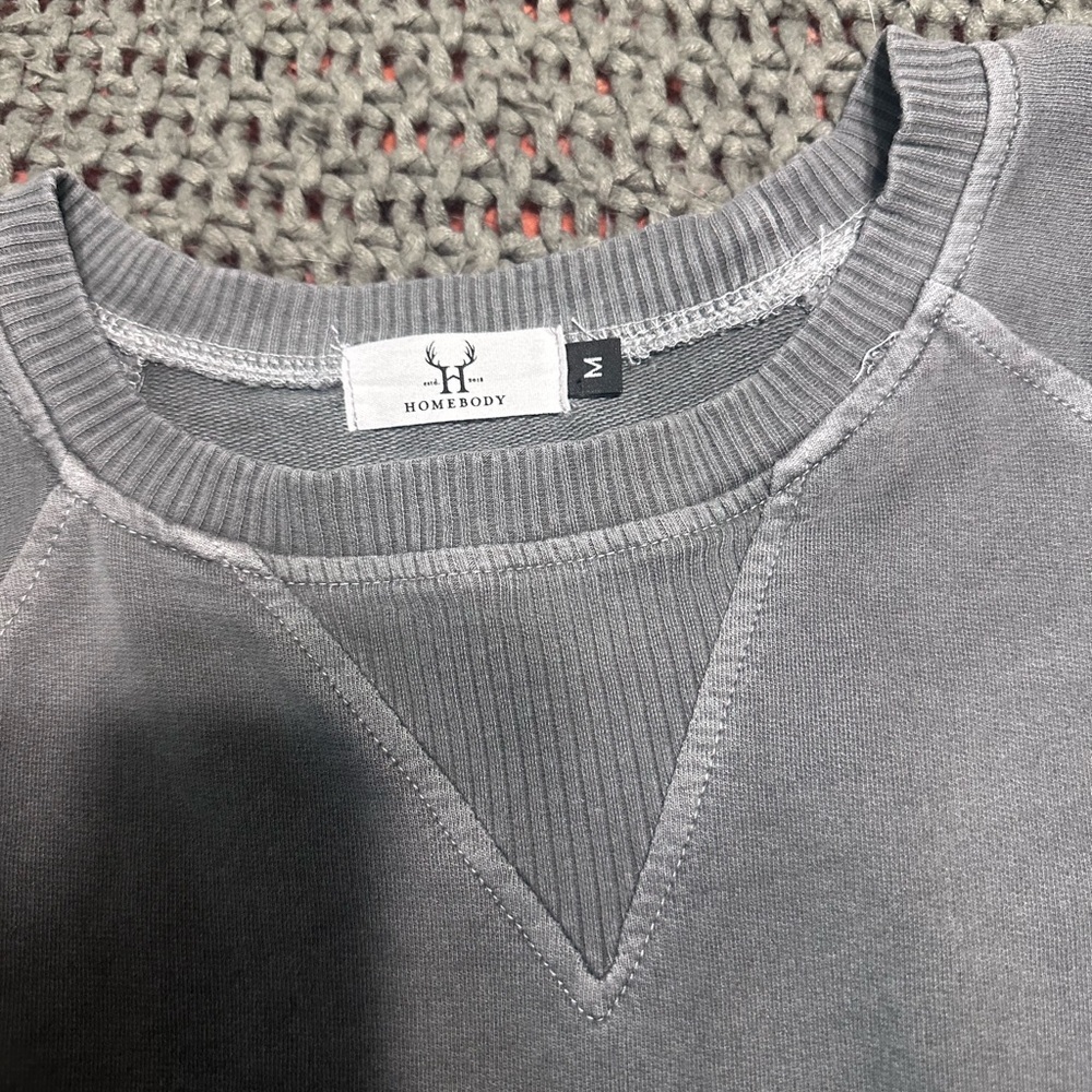 Women’s Boutique Gray Sweater - Picture 2 of 3